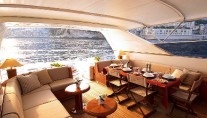 ELLICHA -  Dining area